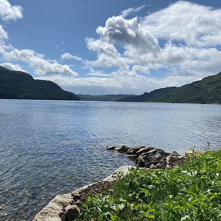 The Waterside - Carrick Castle - Loch Goil Villa Exterior photo